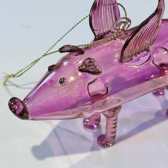 Hand Crafted Blown Glass Pink Ornament and Sun Catcher Flying Pig 🐷 
New - Picture 2 of 4